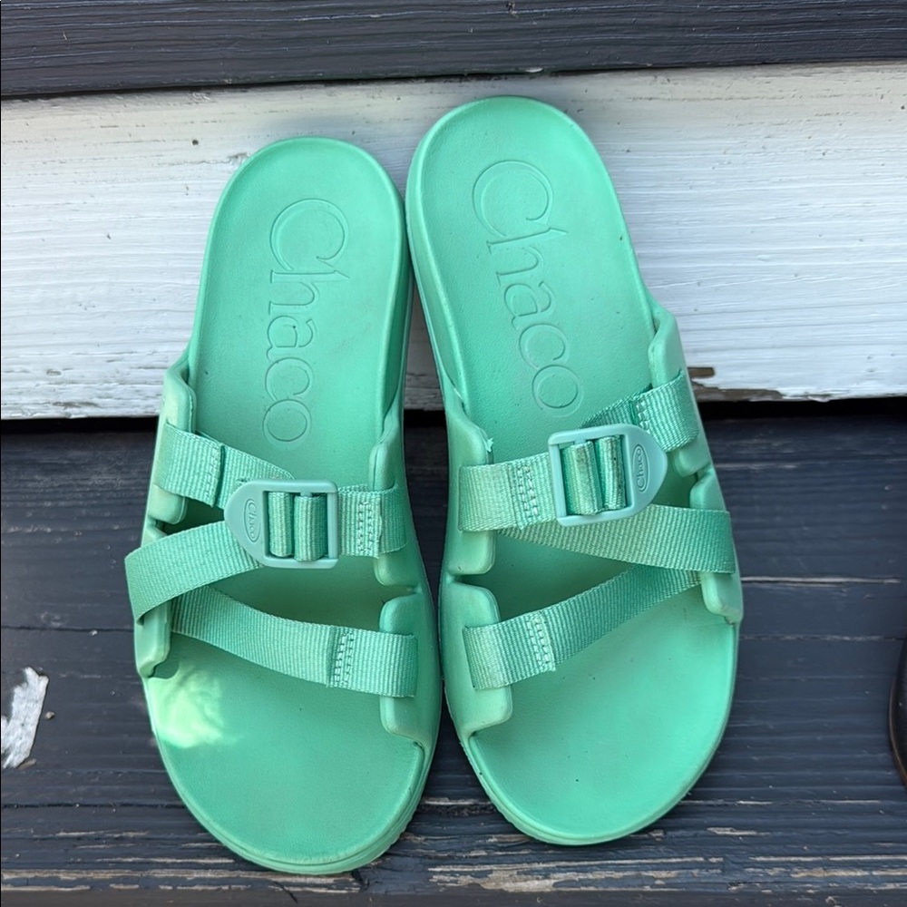 Chaco Sandals slides size 7
